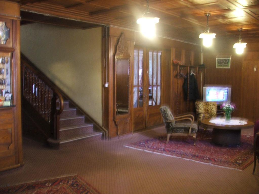 Hotel Schweizerhof Andermatt Bagian luar foto